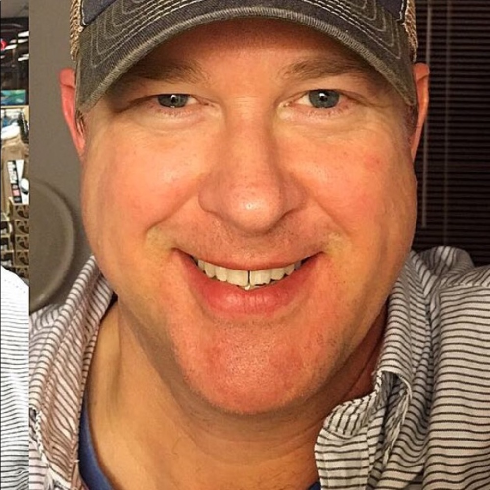 Meet your Posher, Adrian